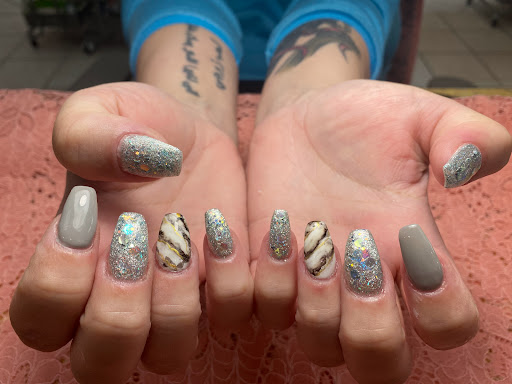 Nail Salon «VV Nails», reviews and photos, 2809 Bickford Ave # G, Snohomish, WA 98290, USA