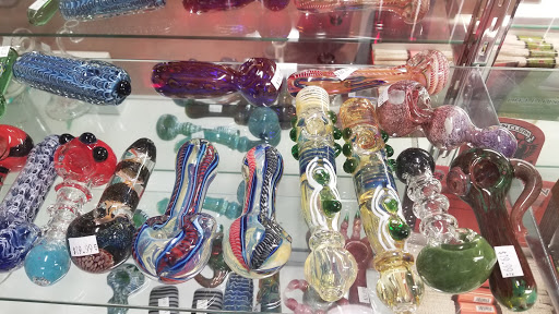 Tobacco Shop «HotBox Smoke Shop», reviews and photos, 9514 Reseda Blvd #7, Northridge, CA 91324, USA