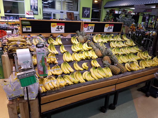 Supermarket «County Market», reviews and photos, 551 W Lincoln Ave, Charleston, IL 61920, USA