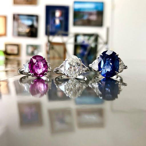 Pawn Shop «Money & More», reviews and photos, 1025 S Riverside Dr, Iowa City, IA 52246, USA