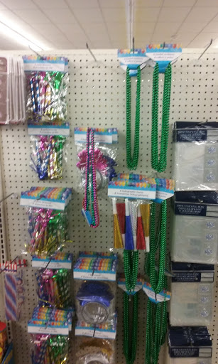 Dollar Store «Dollar Tree», reviews and photos, 1460 Bridge St, Yuba City, CA 95993, USA