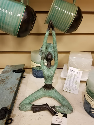 Gift Shop «Ten Thousand Villages», reviews and photos, 915 King St, Alexandria, VA 22314, USA