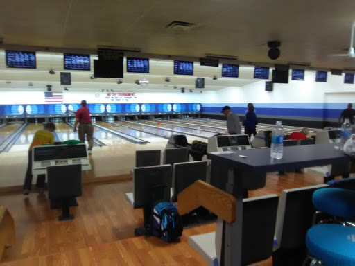 Bowling Alley «Wallenpaupack Bowling Center», reviews and photos, 15 Bowling Center Ln, Hawley, PA 18428, USA