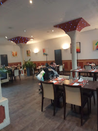 Atmosphère du Restaurant l'orée du château - Andrézieux à Andrézieux-Bouthéon - n°5