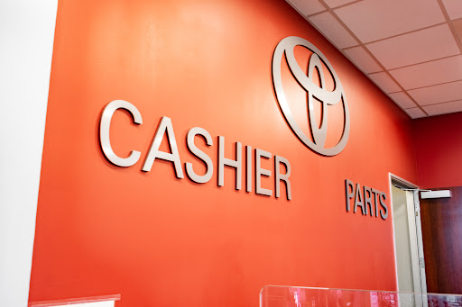 Car Dealer «Yuba City Toyota», reviews and photos, 955 Harter Pkwy, Yuba City, CA 95993, USA