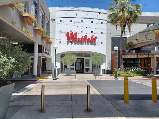 Shopping Mall «Westfield Fashion Square», reviews and photos, 14006 Riverside Dr, Sherman Oaks, CA 91423, USA