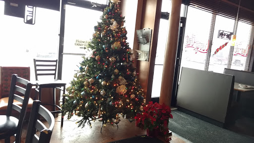 Middle Eastern Restaurant «Pita Peddler Mediterranean Bar & Grill», reviews and photos, 46610 Gratiot Ave, Chesterfield, MI 48051, USA