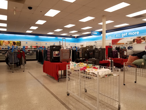 Clothing Store «Ross Dress for Less», reviews and photos, 2180 MacArthur Rd, Whitehall, PA 18052, USA