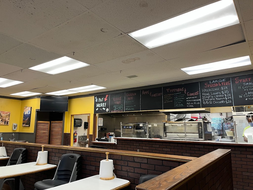 Klondike Pizzeria 99664