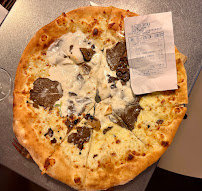 Pizza du Restaurant La Trattoria - Pizzeria des Arceaux à Biarritz - n°7