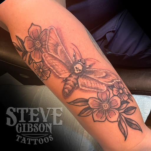 Explore female first tattoo ideas, creative tattoo ideas in Bridgeport, available at Pike Street Studios Tattoo and Body Piercing