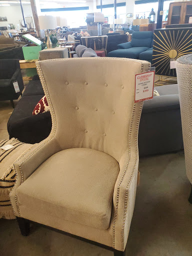 Furniture Store «Furniture Connexion», reviews and photos, 1800 NW Fairview Dr, Gresham, OR 97030, USA