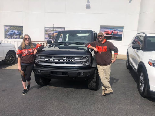 Ford Dealer «Preston Ford», reviews and photos, 13580 W Center St, Burton, OH 44021, USA