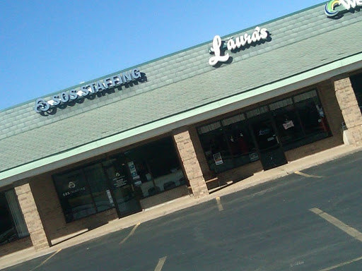 Laura's Boutique