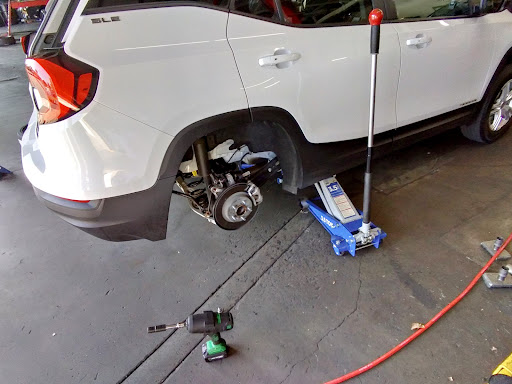 Tire Shop «Firestone Complete Auto Care», reviews and photos, 18500 Yorba Linda Blvd, Yorba Linda, CA 92886, USA