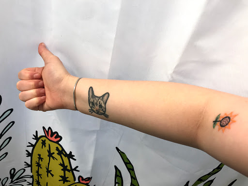 Tattoo Shop «Mind Crusher Tattoo», reviews and photos, 6705 N Clark St, Chicago, IL 60626, USA