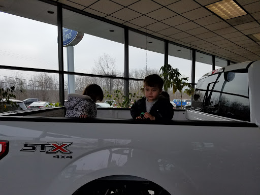 Ford Dealer «Romano Ford», reviews and photos, 5431 N Burdick St, Fayetteville, NY 13066, USA