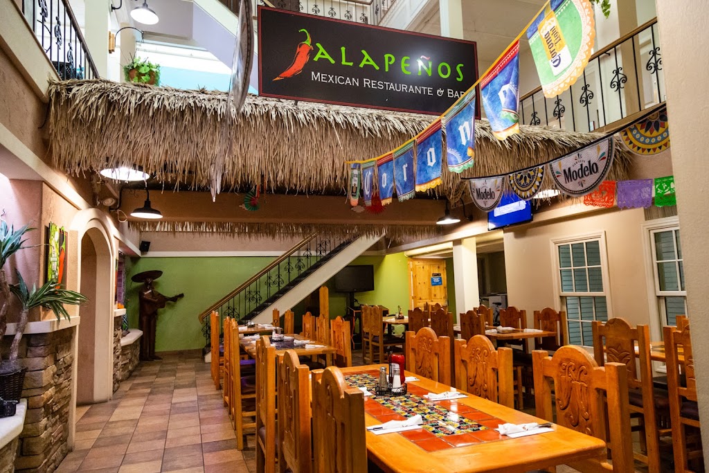 Jalapenos Mexican Restaurante & Bar 54403