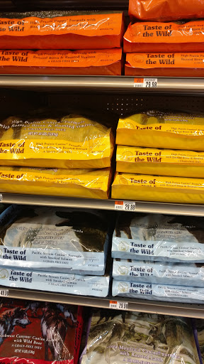 Pet Supply Store «Pet Supplies Plus», reviews and photos, 1937 FL-60, Valrico, FL 33594, USA