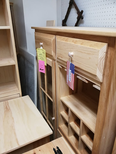 Unfinished Furniture Store «Chestertown Antique & Furniture», reviews and photos, 6612 Church Hill Rd, Chestertown, MD 21620, USA