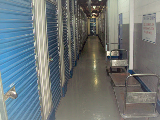 Self-Storage Facility «AAAA Self Storage & Moving», reviews and photos, 2305 S Walter Reed Dr, Arlington, VA 22206, USA