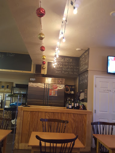 Restaurant «Books and Brews», reviews and photos, 2759 Main St, Hurricane, WV 25526, USA