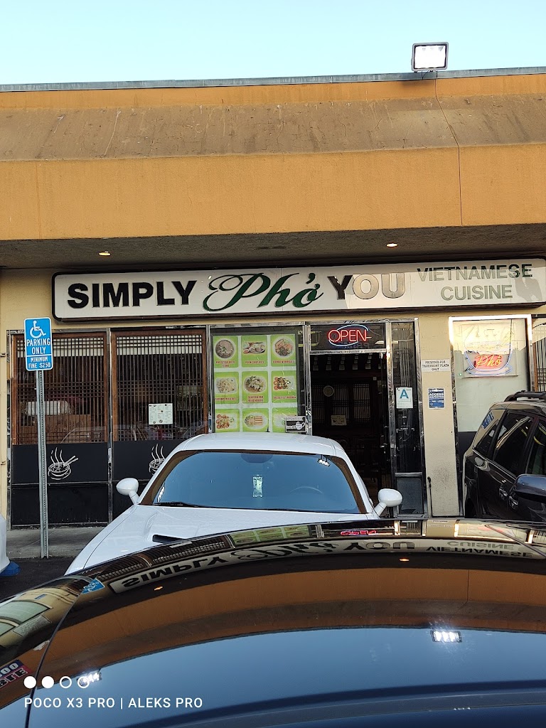 Simply Phở You 90005
