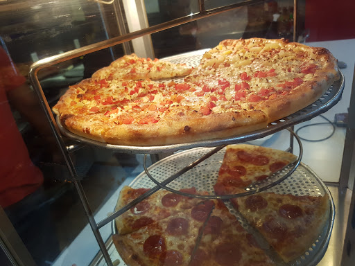 A Little Pizza Heaven