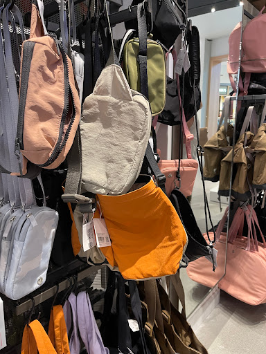 Sportswear Store «lululemon», reviews and photos, 2223 N Westshore Blvd #264, Tampa, FL 33607, USA