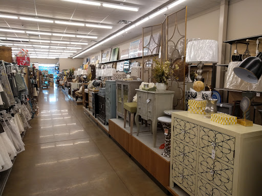 Home Goods Store «Tuesday Morning», reviews and photos, 655 S Mt Juliet Rd, Mt Juliet, TN 37122, USA