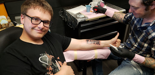 Tattoo Shop «5 Point Studios», reviews and photos, 1800 NW 86th St, Clive, IA 50325, USA