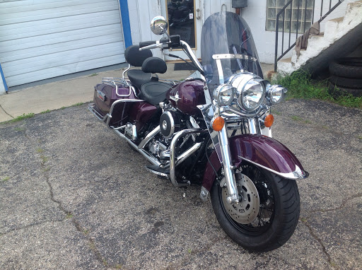 Motorcycle Repair Shop «The Bike Shop», reviews and photos, 351 Pedretti Ave, Cincinnati, OH 45238, USA