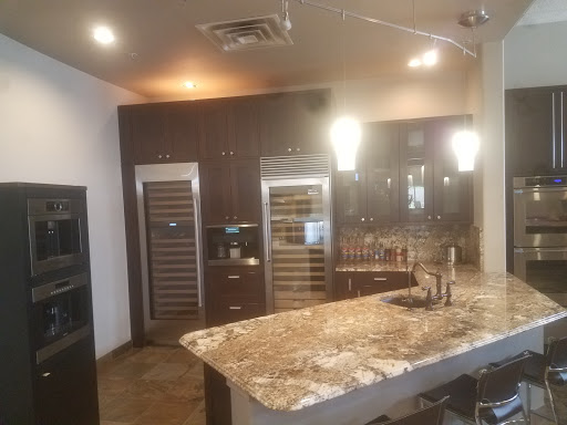 Appliance Store «Monark Premium Appliance Co. and Clearance Center», reviews and photos, 9025 S Kyrene Rd, Tempe, AZ 85284, USA