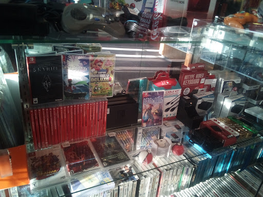 Video Game Store «Super Smash Video Games», reviews and photos, 5449 S Tacoma Way, Tacoma, WA 98409, USA