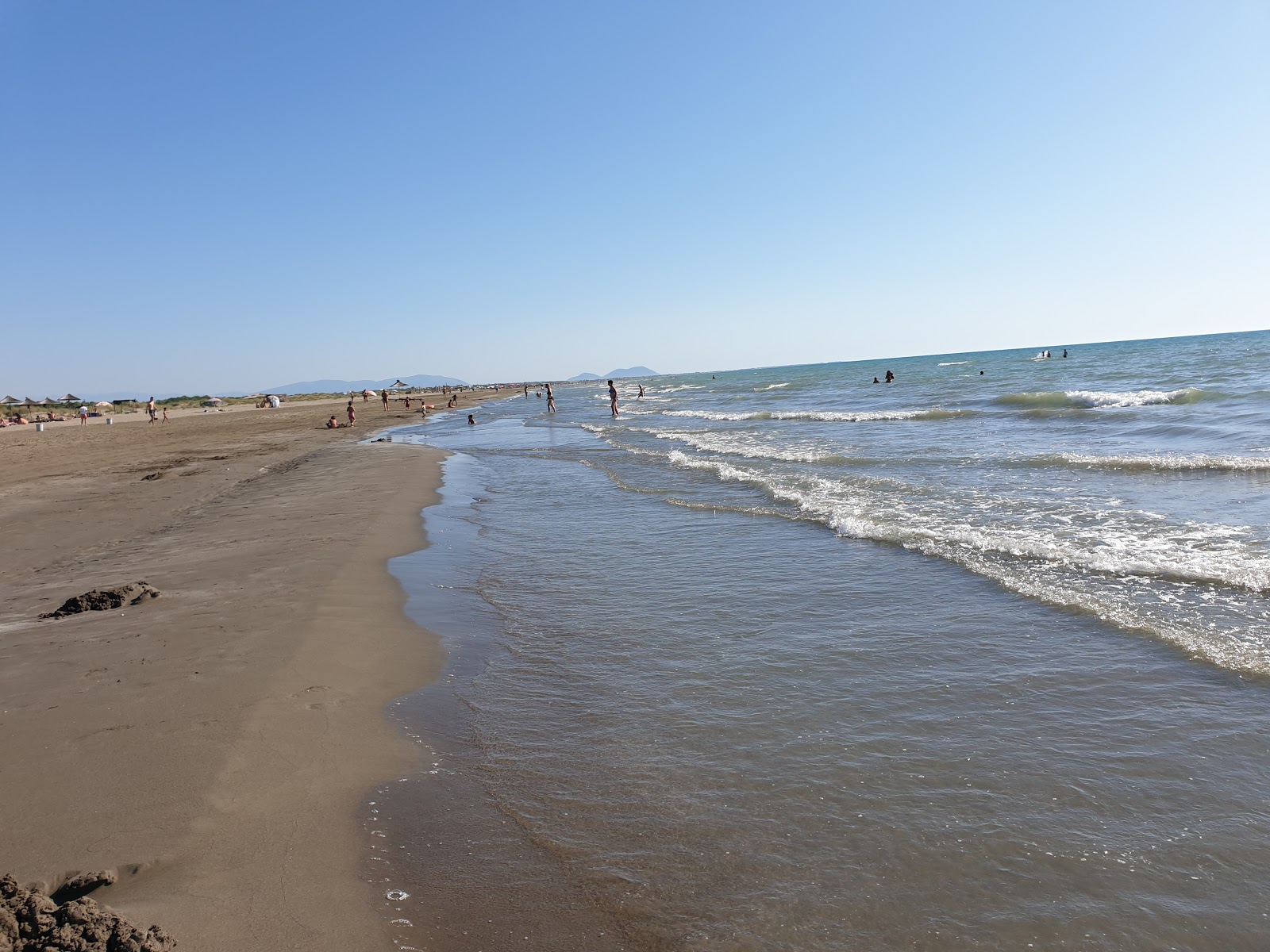 Semanit III beach的照片 具有非常干净级别的清洁度