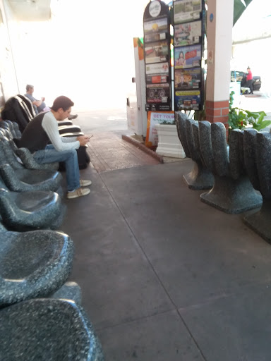 Car Wash «Studio City Hand Car Wash», reviews and photos, 11514 Ventura Blvd, Studio City, CA 91604, USA