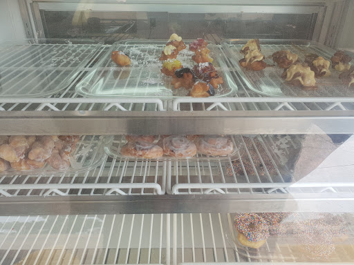 Donut Shop «The Donut Shop», reviews and photos, 501 John R Junkin Dr, Natchez, MS 39120, USA