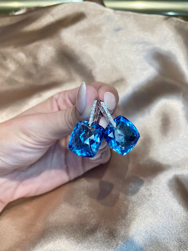 Jewelry Store «Dennis Jewelry», reviews and photos, 14701 San Pedro Ave, San Antonio, TX 78232, USA