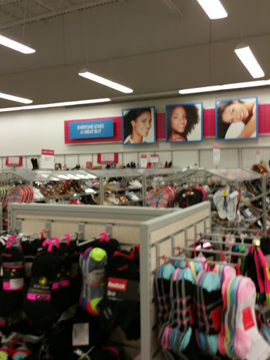 Clothing Store «Burlington Coat Factory», reviews and photos, 16590 N Fwy Service Rd, Conroe, TX 77384, USA