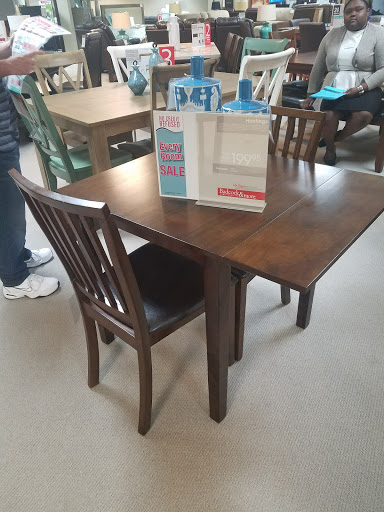 Furniture Store «Badcock Home Furniture &more», reviews and photos, 6521 Main St N, Jacksonville, FL 32208, USA