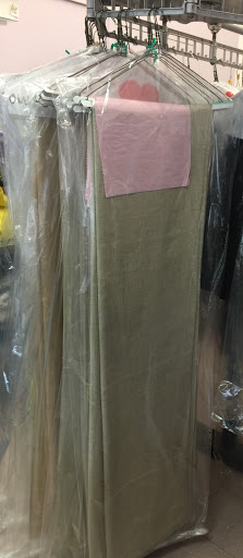 Cleaners «Best Cleaners», reviews and photos, 8655 Richmond Hwy, Alexandria, VA 22309, USA