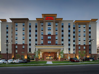 Hampton Inn & Suites Falls Church