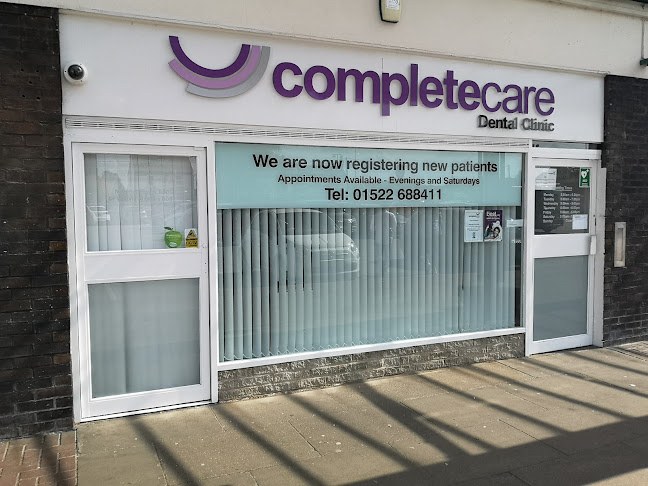 Complete Care Dental Clinic Lincoln - Dentist