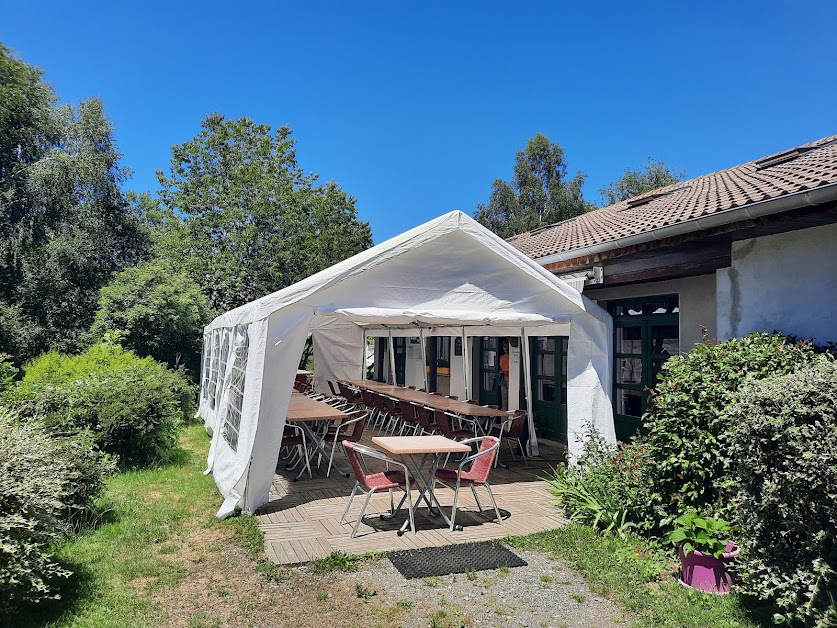 Camping Puy de Dôme - LES NARCISSES à Saint-Clément-de-Valorgue