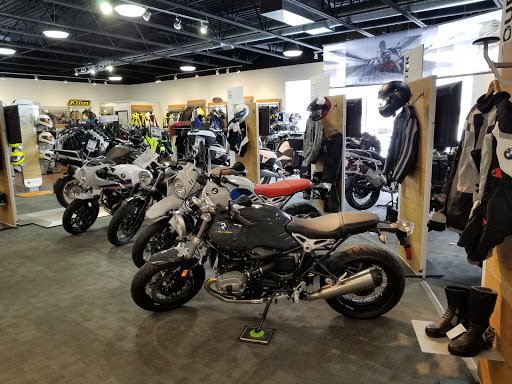 BMW Motorcycle Dealer «BMW Motorcycles of Cleveland», reviews and photos, 7315 N Aurora Rd, Aurora, OH 44202, USA