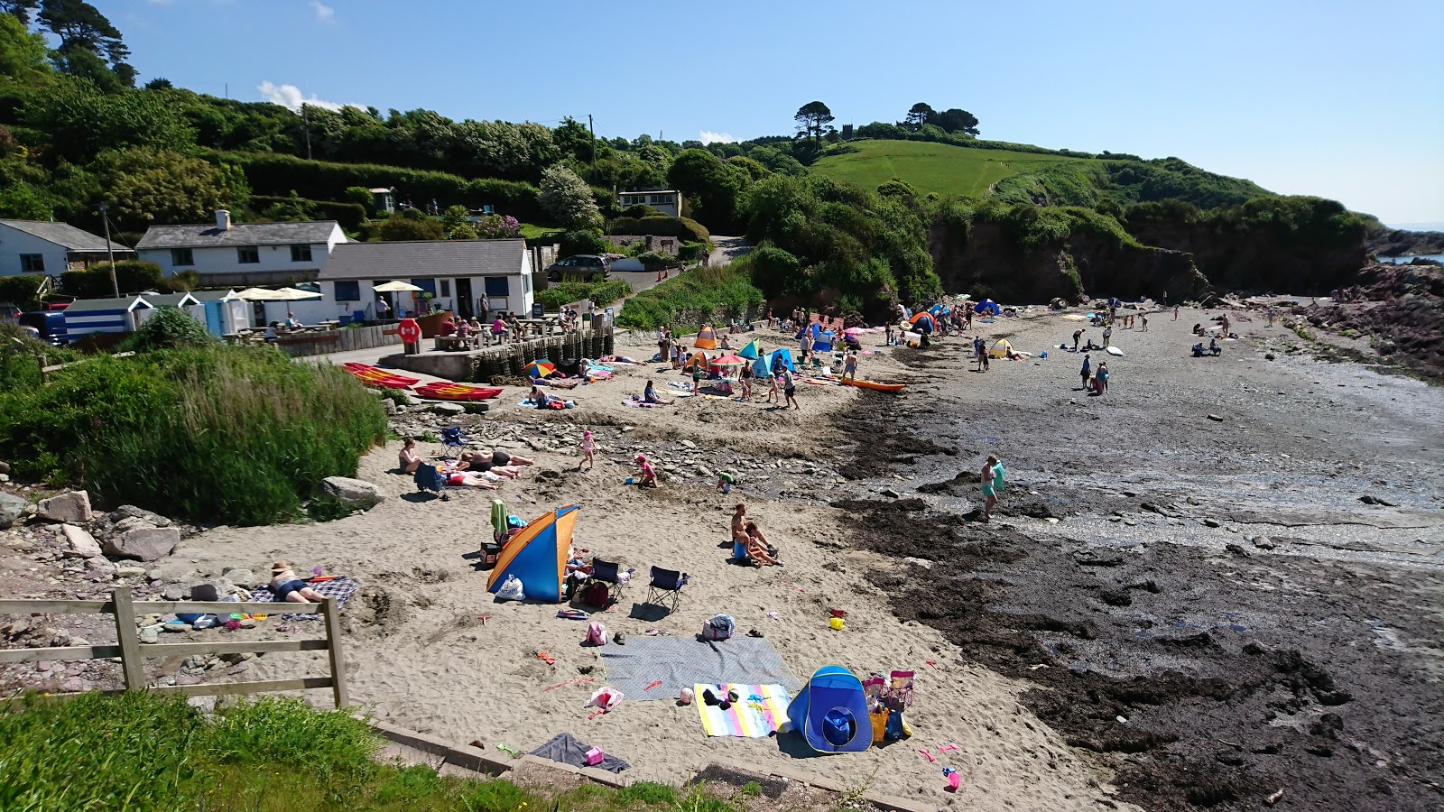 Photo of Talland Bay beach with small bay