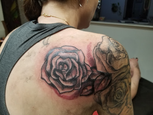 Tattoo Shop «Daylight Moon Tattoo», reviews and photos, 15215 Northrup Cuevas Rd, Gulfport, MS 39503, USA