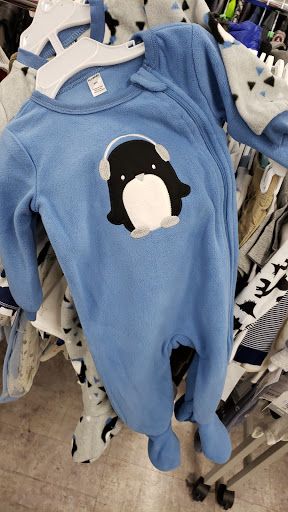 Clothing Store «Burlington Coat Factory», reviews and photos, 4849 Golf Rd, Skokie, IL 60077, USA