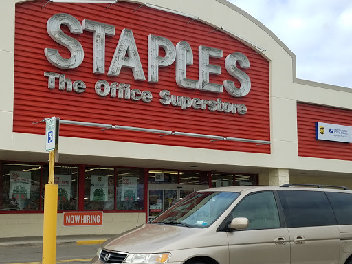 Office Supply Store «Staples», reviews and photos, 3701 Vestal Pkwy E, Vestal, NY 13850, USA