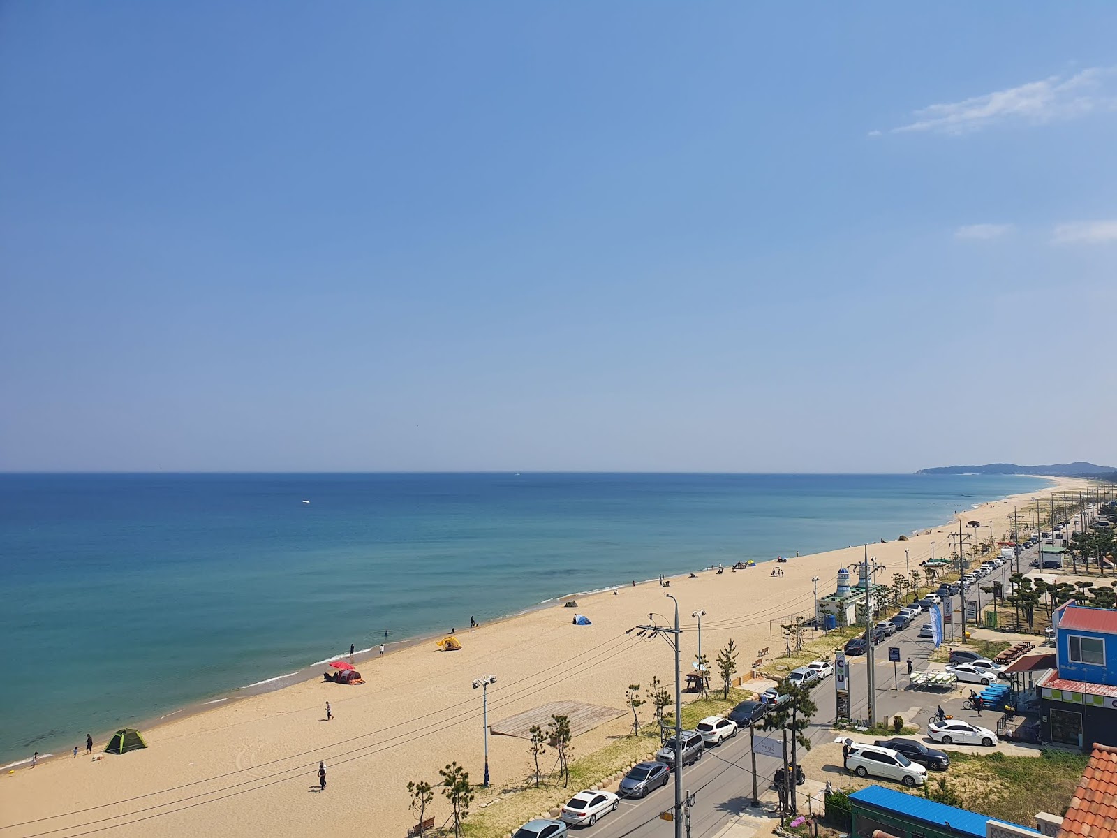 Zdjęcie Dongho Beach z proste i długie